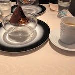 レストラン 間 - デザートとコーヒー