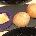 レストラン 間 - パンとレモンバター2人分