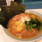 横浜家系ラーメン みさきや - みさきやラーメン