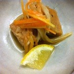 まぐろ家 旬秋 - まぐろの南蛮漬け