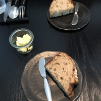 ラ・ボンヌターブル - 