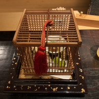 汐見 - 前菜の数々、籠付き