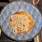 戸隠製粉 - かつ丼セット ¥1,100 のもりそばの麺