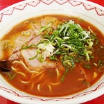 うなりや - ラーメン  税込650円(壁には700円ってなってたけど)