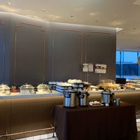 The Living Room with SKY BAR - 