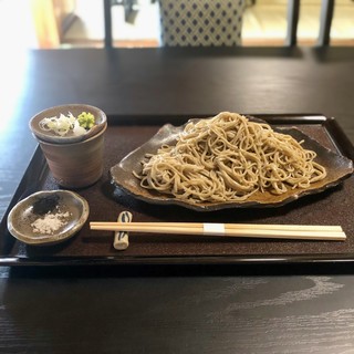 手打ちそば千蓼庵 - 料理写真:十割もりそばの大盛り。