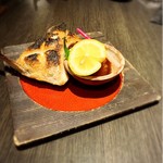 酒菜 竹のした - ホクホクの身と焦げ目が香ばしい皮がとても美味です！！(o^^o)