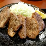 とんかつとカツカレーの店 キセキ食堂 岩槻店 - カットステーキ