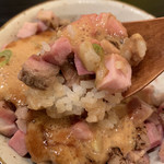 煮干し一直線 - 泡立った醤油ベースのタレ♡