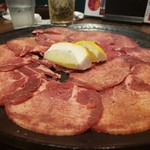 Honkaku Yakiniku Kazokutei Kanro - 