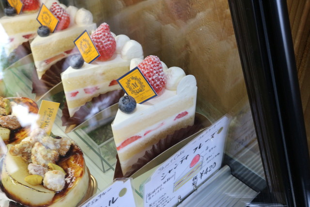 マコトエバラ モンレアル Makotoebara Montreal 旧店名 モンレアル 東津山 ケーキ 食べログ