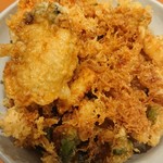 天丼てんや - サクサクで食べ応えのあるかき揚げ丼。