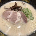 とんこつラーメン 博多風龍 - 