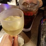 本格火鍋専門店 蜀一冒菜 - 白ワインとコークハイボール