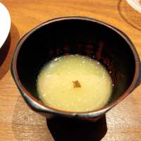 くずし鉄板 あばぐら 神田店 - あさりと白菜のスープ