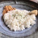 餃子酒場 餃、 - ライスはお茶碗一杯くらい、お代わりできます