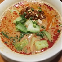 神楽坂 龍公亭 - 担々麺　　　2018年10月撮影