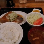 飲食笑商何屋ねこ膳 - サバと大根の味噌煮定食