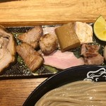 中華蕎麦 とみ田 - 特選全部のせトッピング