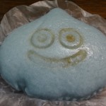 ローソンストア100 - 料理写真:スライムむしぱん