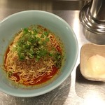 shirunashitantammensenta-kinguken - 「汁なし担々麺４辛」に、温泉玉子