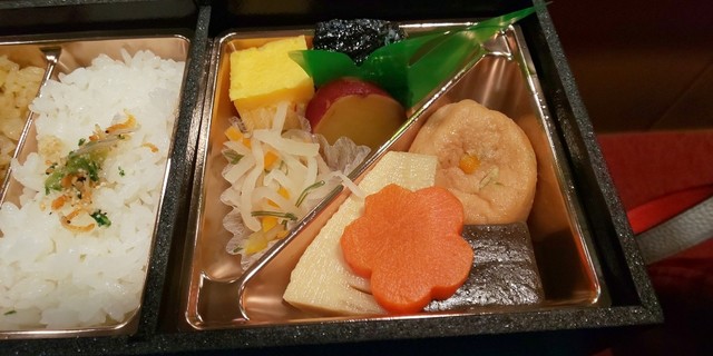新橋演舞場 1f ドリンクカウンター 築地市場 その他 食べログ 新橋演舞場 1f ドリンクカウンター 築地市場 その他 食べログ