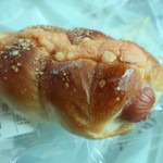 パレマルシェ名鉄岐阜パレベーカリー - あらびきフランクパン(明太＆チーズ)