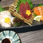 全席個室居酒屋 銀邸 - お刺身三点盛り