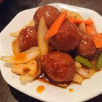 香港屋台 九龍 - お手製肉団子