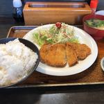 吉ひろ - とんかつ定食　　ご飯は普通ですよ