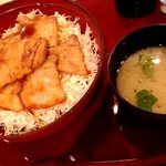 Yoshiroan - 豚バラ丼、味噌汁、アイスコーヒー