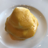 イタリアンダイニング ケシキ - 朝食ビュッフェ４８９５円（総額）。ズワイガニのエッグベネディクト。見た目から、絶対に美味しいとわかる品です( ◠‿◠ )