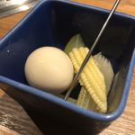 焼肉 うしみつ - 自家製ピクルス