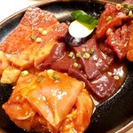 焼肉 輝 - 上ロース、ヤサキ、レバー、とりもも