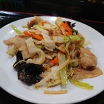 餃子乃寶 - 肉野菜炒め(19-10)