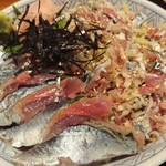 Marusa Suisannagoya Sakurayama Ten - よくばりサンマ丼