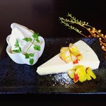 Sakura Komachi - 秋のおすすめデザート「さつま芋のチーズケーキ」