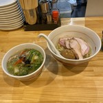 川の先の上 - 手揉み塩つけ麺（950円）＋味玉（クーポン使用）