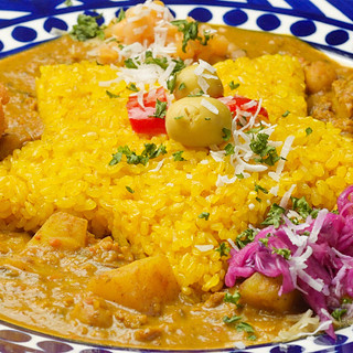 人気メニューの「ごぼうとひよこ豆のベジカレー」は旨味たっぷり