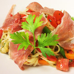 イタリア厨房 KUNISHIMA - 焼き茄子と生ハムの冷製パスタ