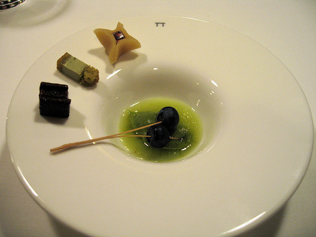 閉店】ピエール・ガニェール・ア・東京 （PIERRE GAGNAIRE a