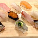 Kaisen Sushi Kaikatei - 秋色にぎり10貫2,068円