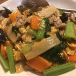 一品菜 - 一品菜(豚肉ときくらげ卵炒め)