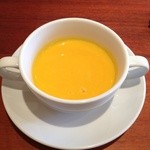 ランデヴー・デ・ザミ - ランチのスープ