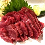 うま舎 - 馬刺し