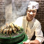 東山 吉寿 - 子持ち鮎 備長炭で パセリソース、燻製チーズ