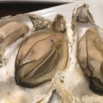 牡蠣酒場 すずきんち - 焼き牡蠣