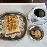 喫茶 ゾウ - バナモントースト ぞうクッキー コーヒー