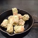 鉄板食房 笑門 - チーズちくわの磯辺揚げ