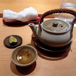 鮨 さかい - 松茸だけの土瓶蒸し